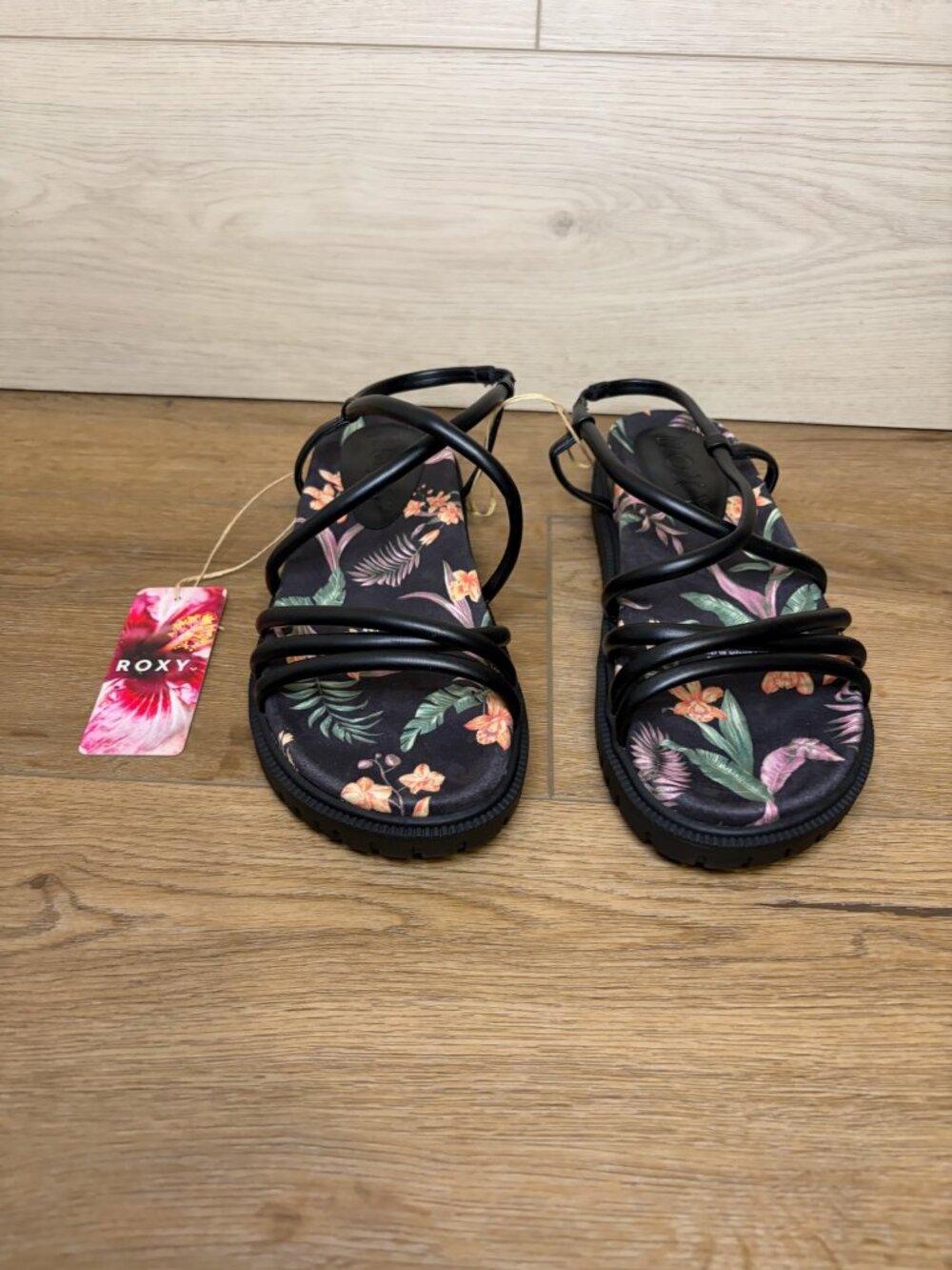 Roxy Brooke Floral Strappy Sandals Women's Black Size 8 NWT